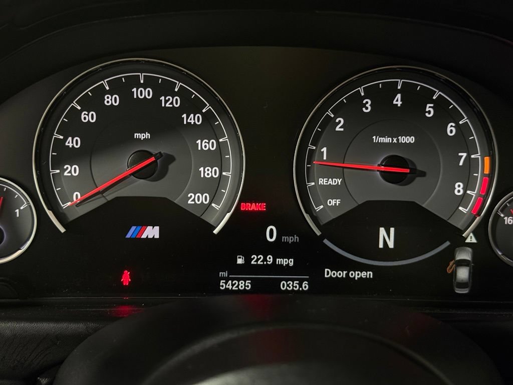 Used 2016 BMW M3 RWD image 13