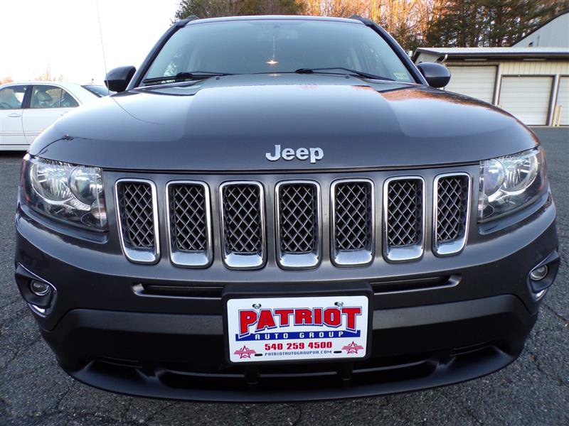 Used 2017 Jeep Compass High Altitude image 2