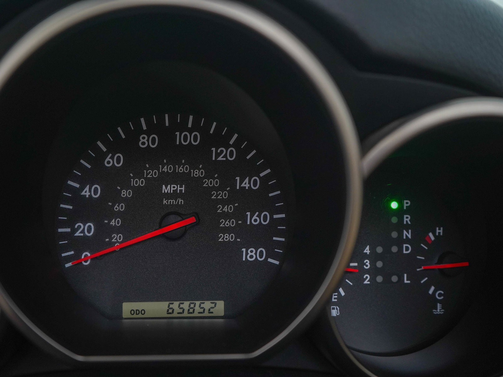 Used 2002 Lexus SC 430 Convertible RWD image 24