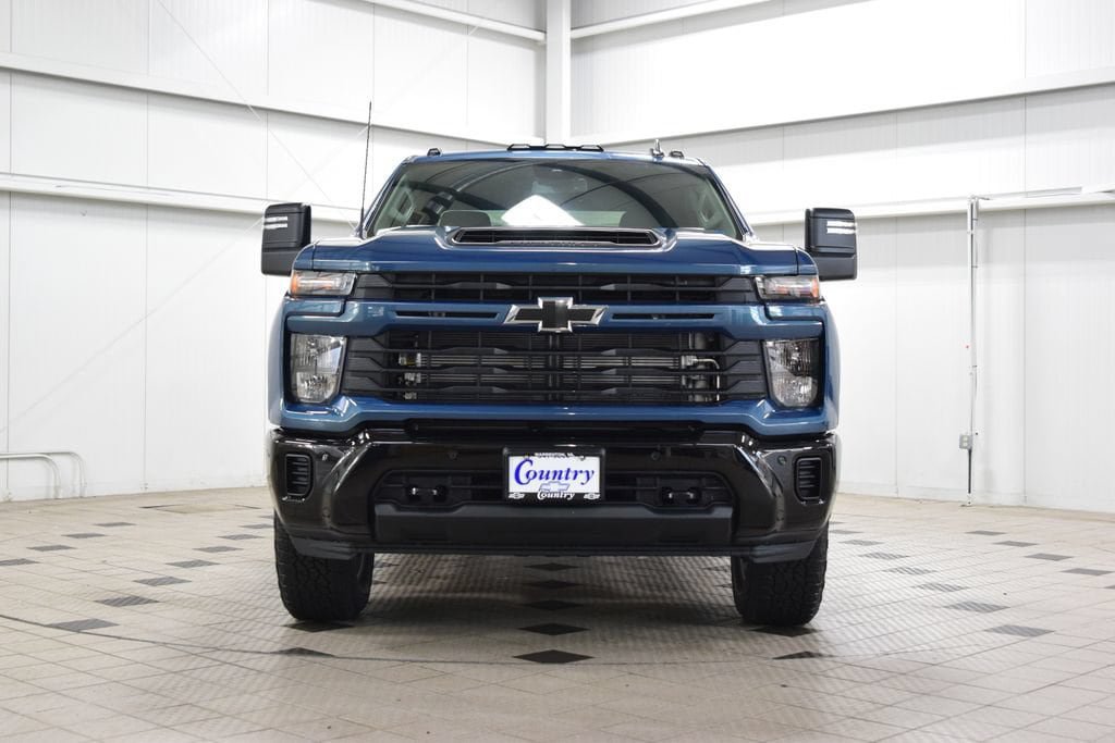 New 2026 Chevrolet Silverado 2500 Custom w/ Custom Value Package AWD/4WD image 2