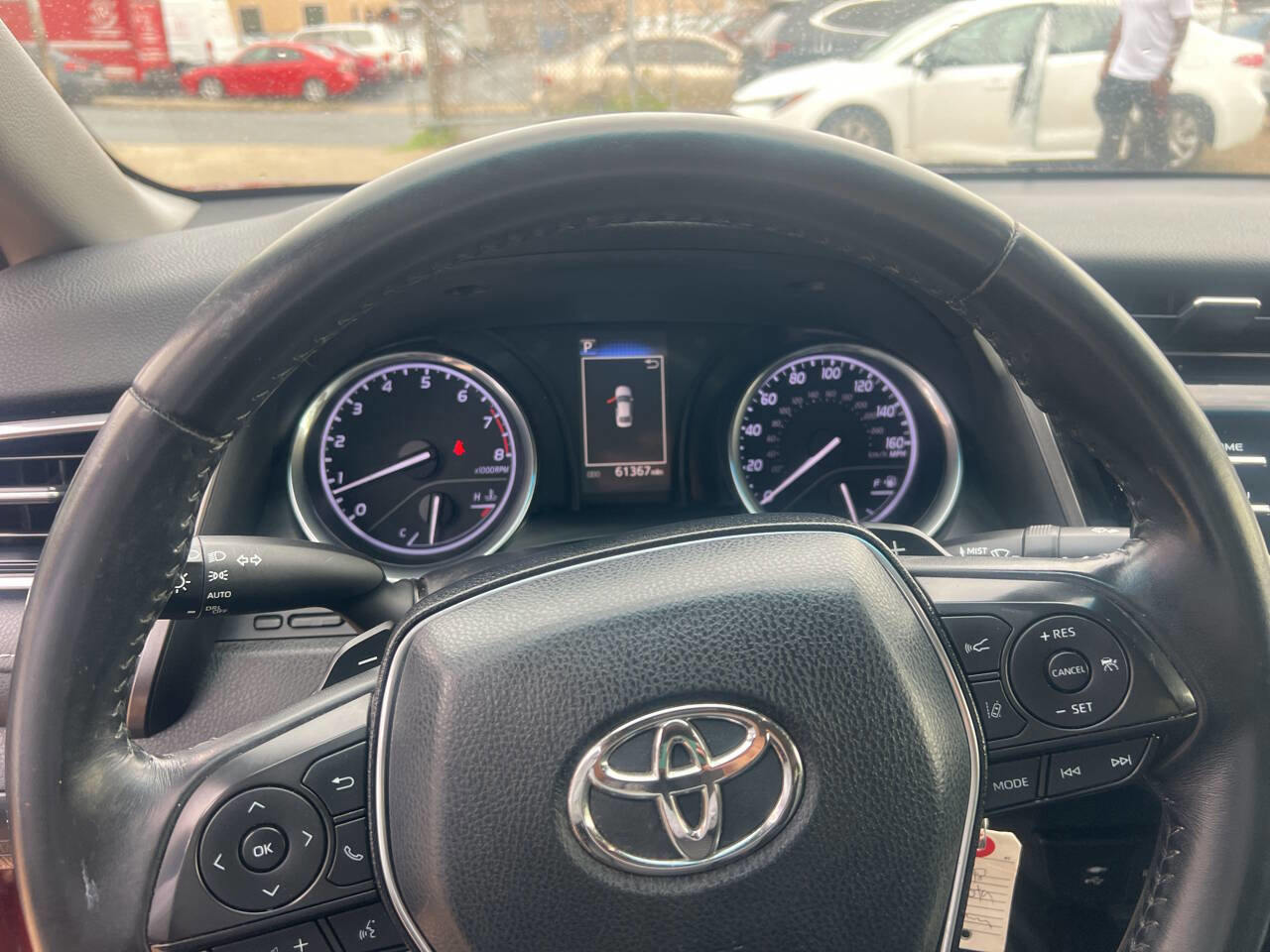 Used 2018 Toyota Camry SE w/ Moonroof Package image 26