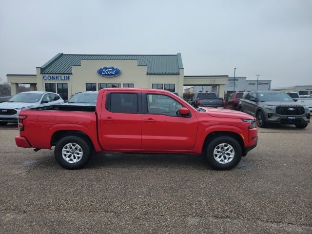 Used 2024 Nissan Frontier SV image 20
