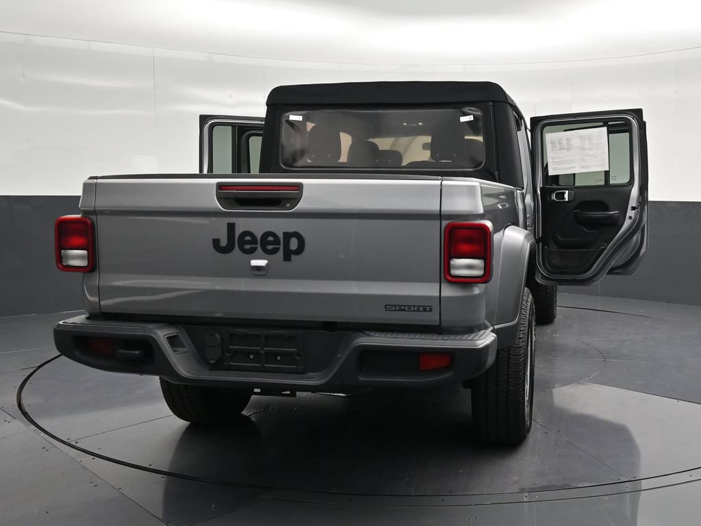 Used 2020 Jeep Gladiator Sport w/ Quick Order Package 24S AWD/4WD image 34