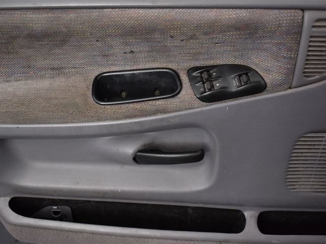Used 1997 Dodge Ram 2500 Truck 4x4 Club Cab image 9