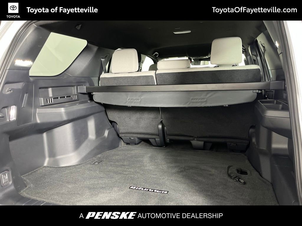 Certified 2025 Toyota 4Runner SR5 AWD/4WD image 8