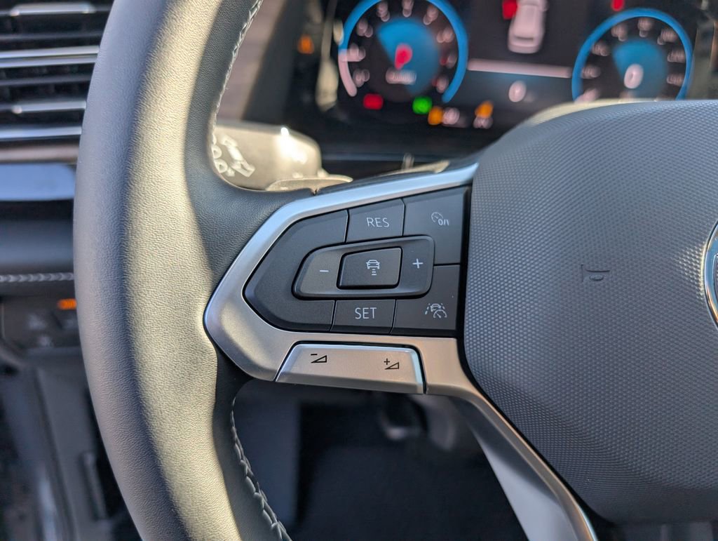 New 2026 Volkswagen Atlas SE image 16