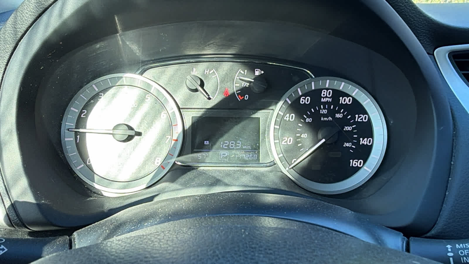Used 2013 Nissan Sentra SL w/ Leather Pkg FWD image 11