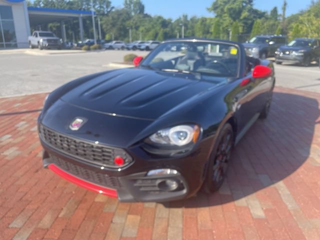 Used 2020 FIAT 124 Spider Abarth w/ Convenience Group RWD image 1