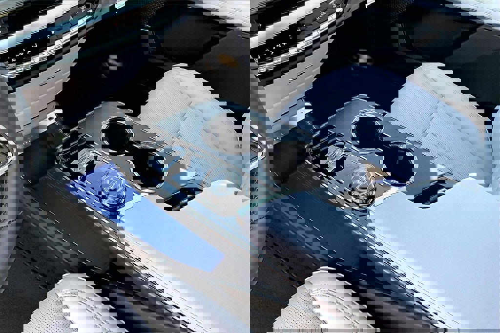 New 2026 Cadillac Lyriq Sport image 8