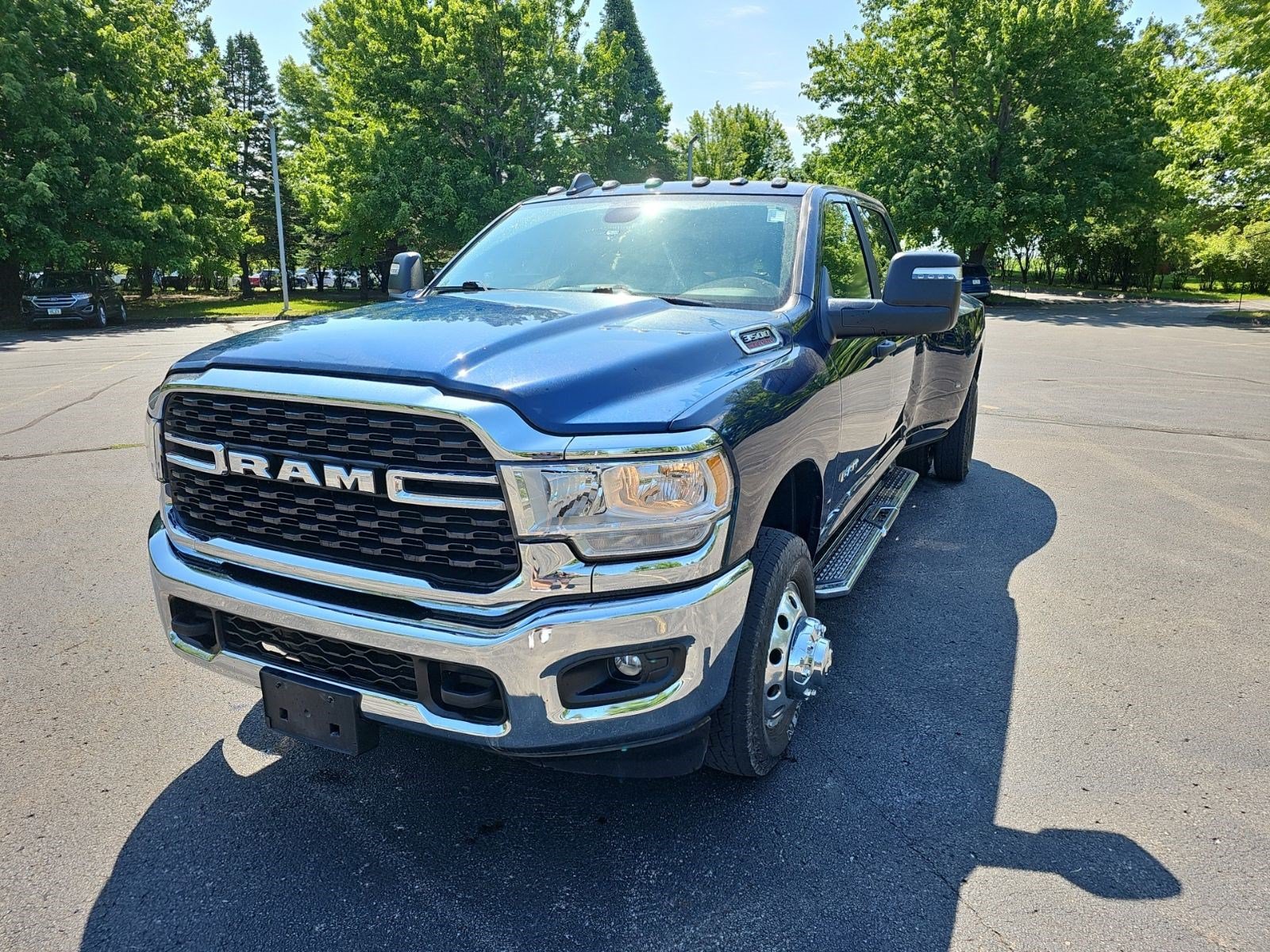 Used 2024 RAM 3500 Big Horn w/ Bed Utility Group AWD/4WD image 2