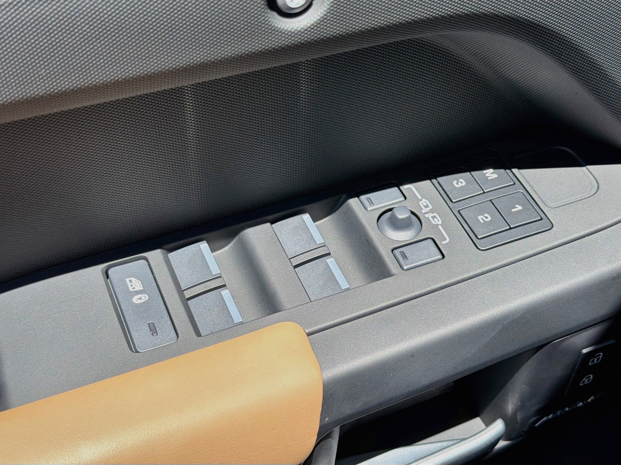 New 2026 Land Rover Defender 130 S AWD/4WD image 3