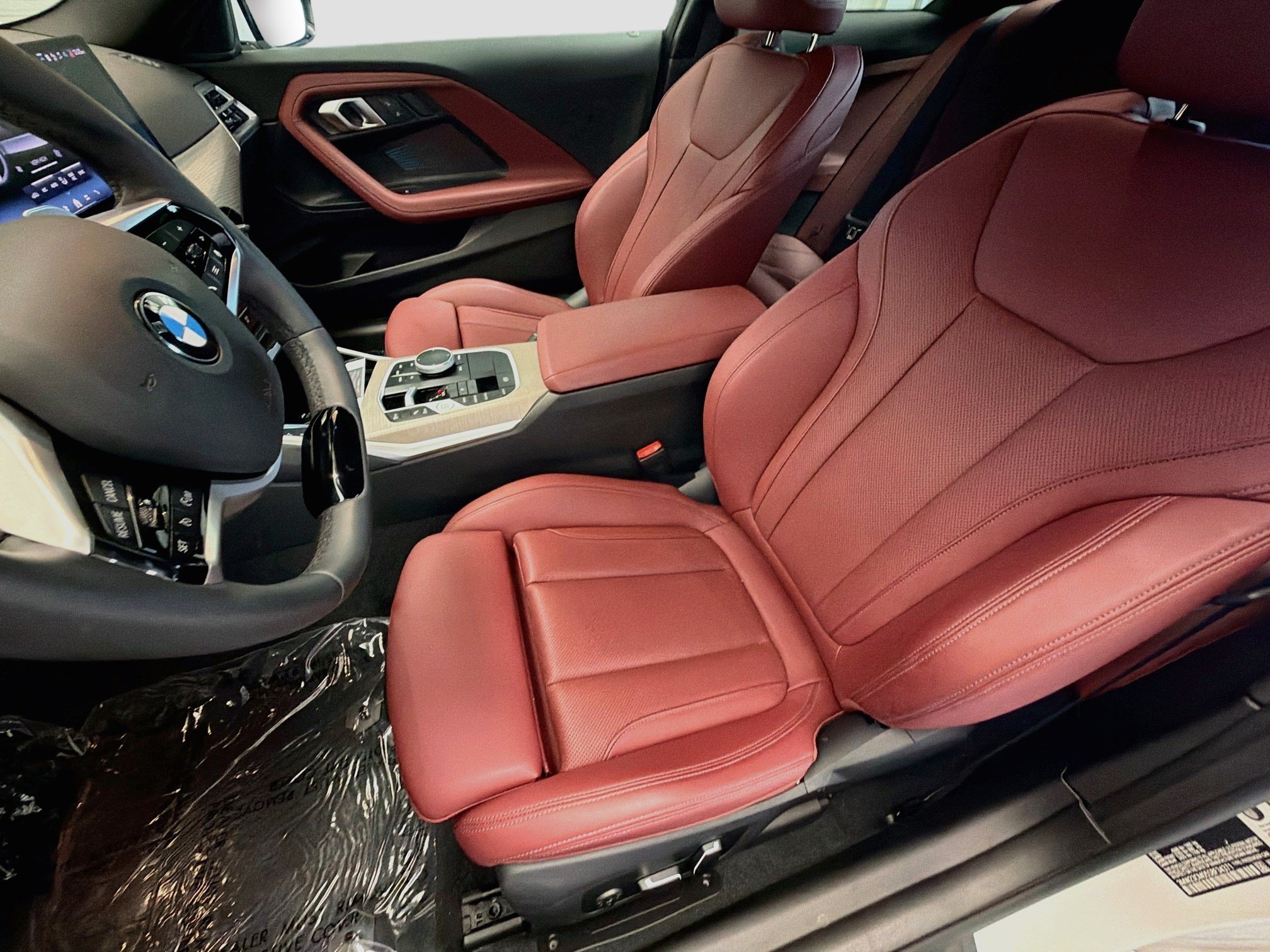 Used 2025 BMW 230i Coupe w/ Convenience Package RWD image 11