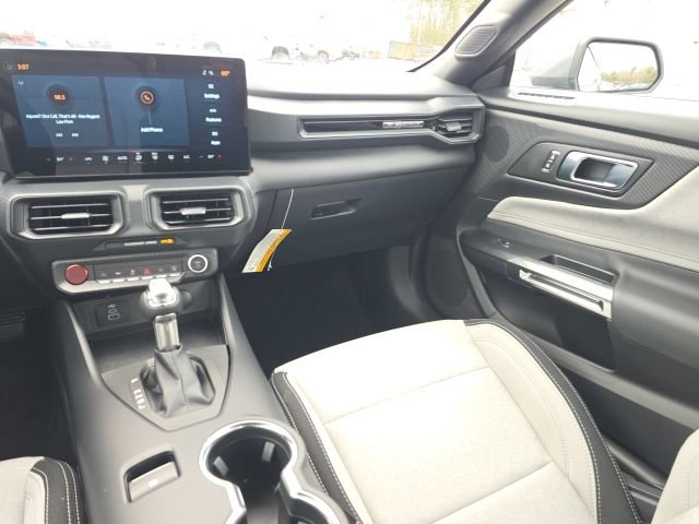 Used 2025 Ford Mustang Coupe RWD image 19