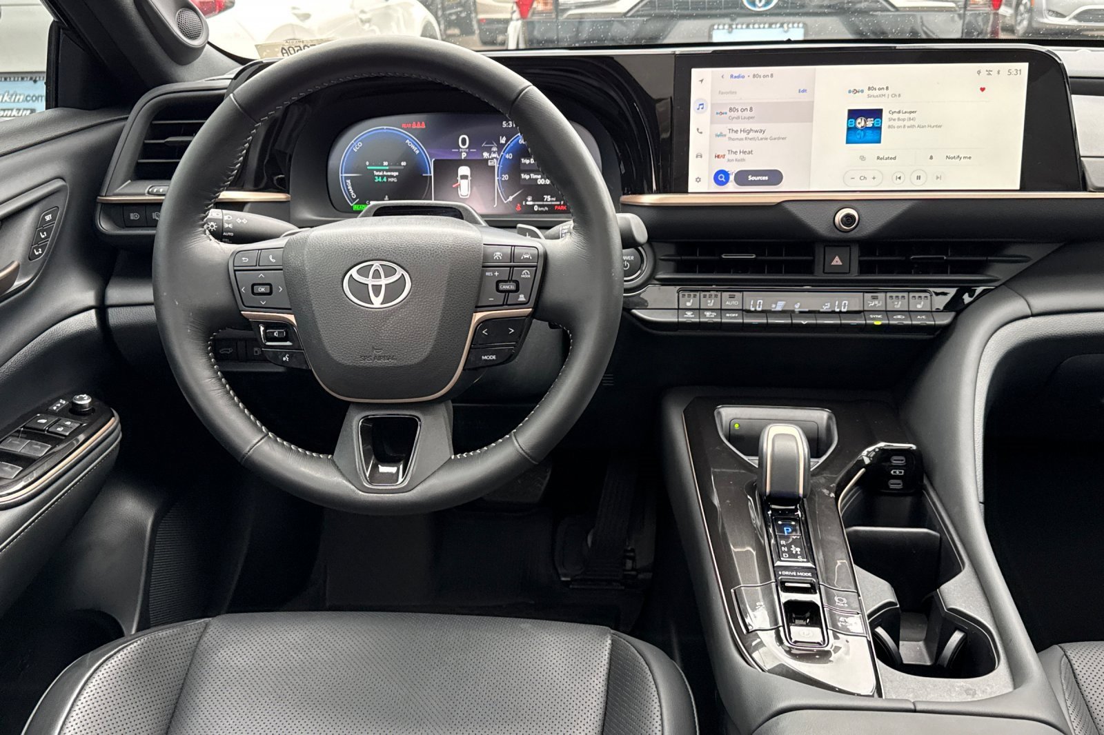 Used 2025 Toyota Crown Signia Limited image 14