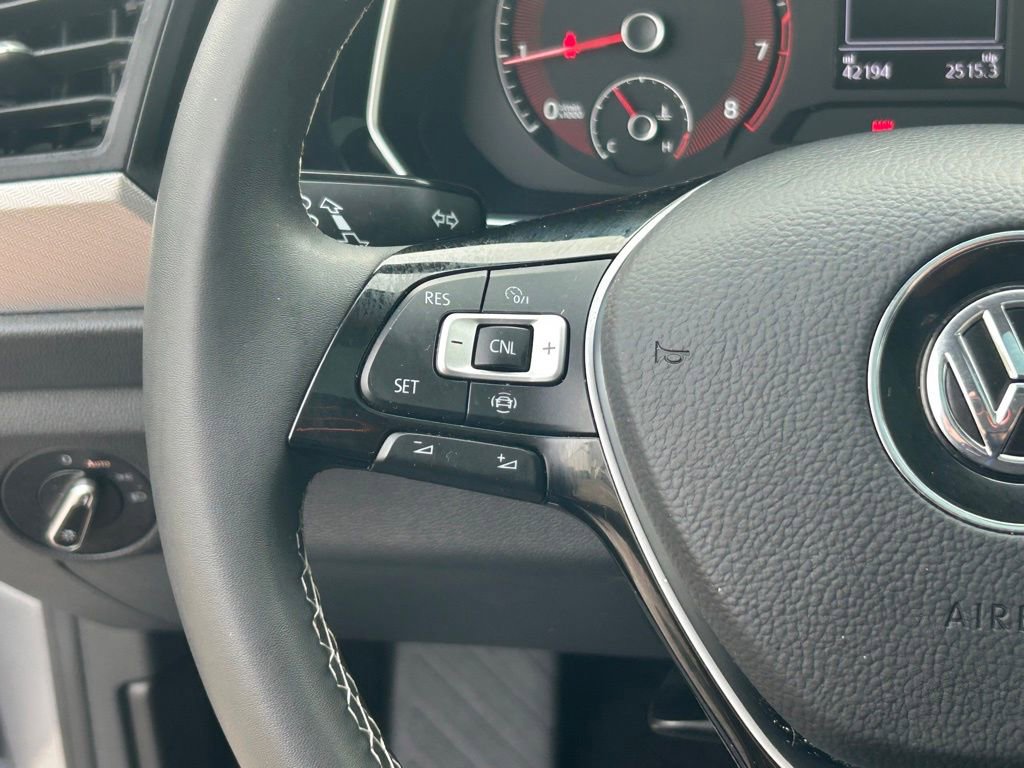 Used 2021 Volkswagen Jetta SE image 36