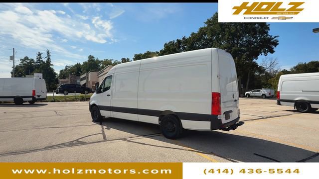 Used 2025 Mercedes-Benz Sprinter 2500 image 8