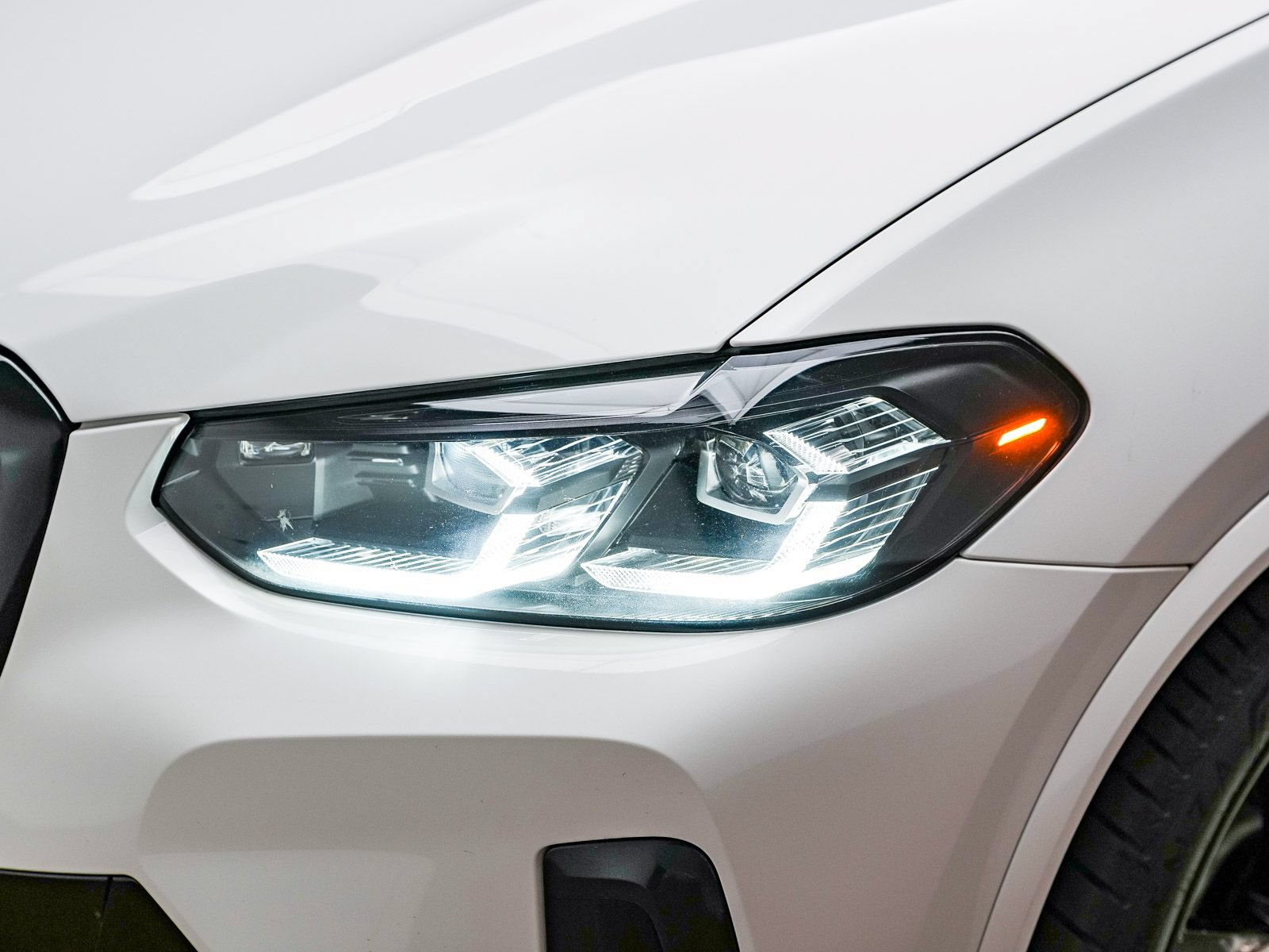 Used 2023 BMW X3 sDrive30i w/ M Sport Package RWD image 8