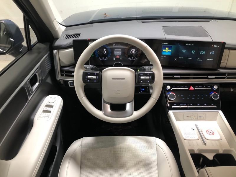 New 2026 Hyundai Santa Fe SEL AWD/4WD image 32