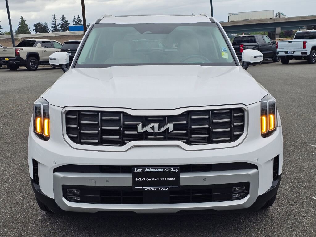 Used 2024 Kia Telluride SX Prestige AWD/4WD image 2