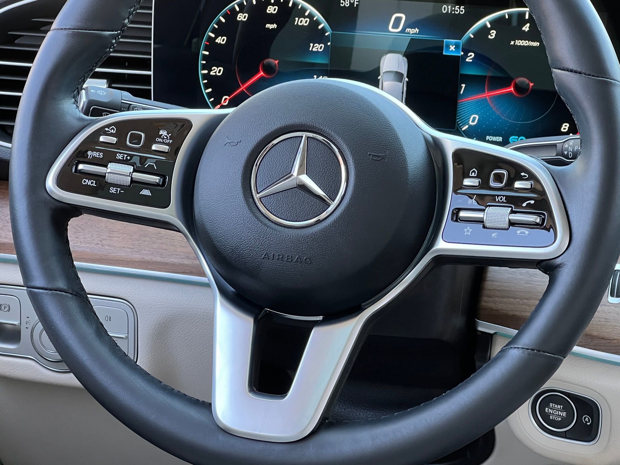 Used 2022 Mercedes-Benz GLE 450 4MATIC image 26