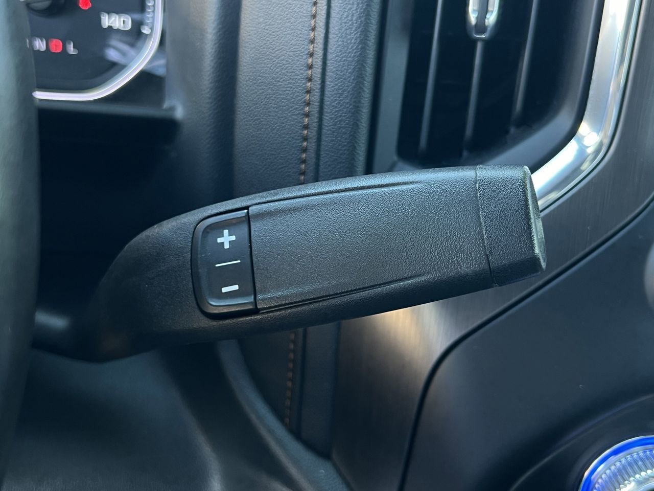 Used 2021 GMC Sierra 1500 AT4 image 16