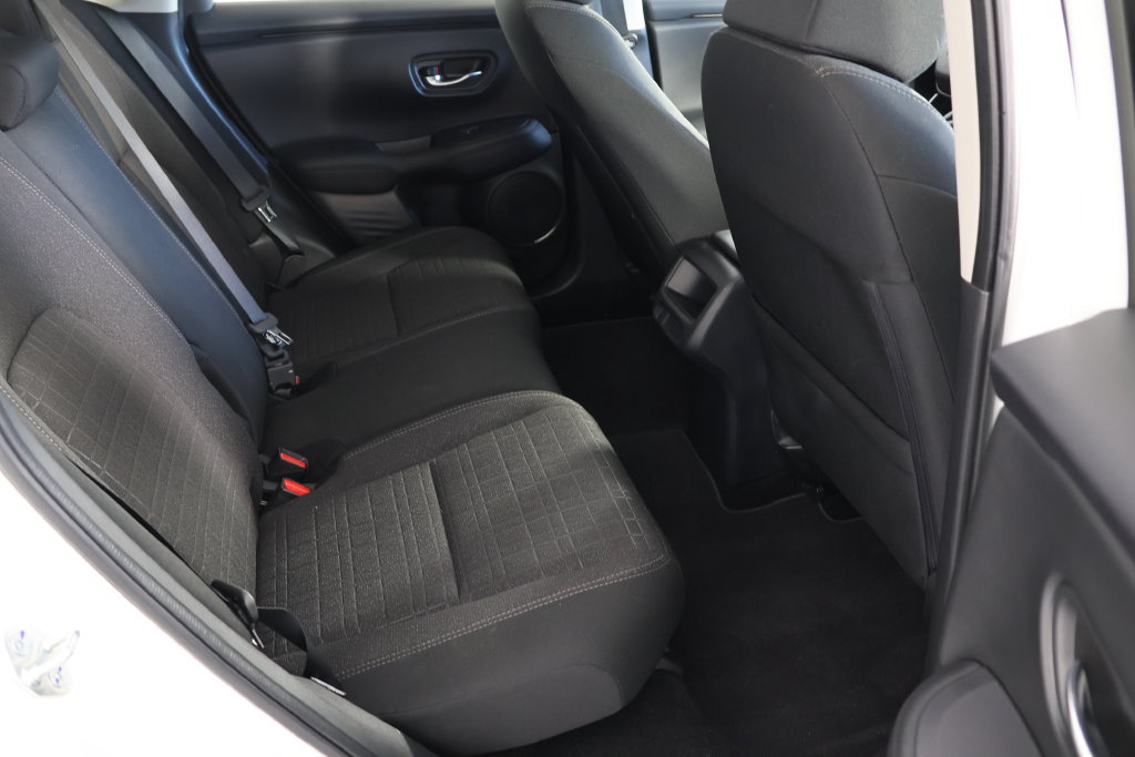 Certified 2026 Honda HR-V LX image 20
