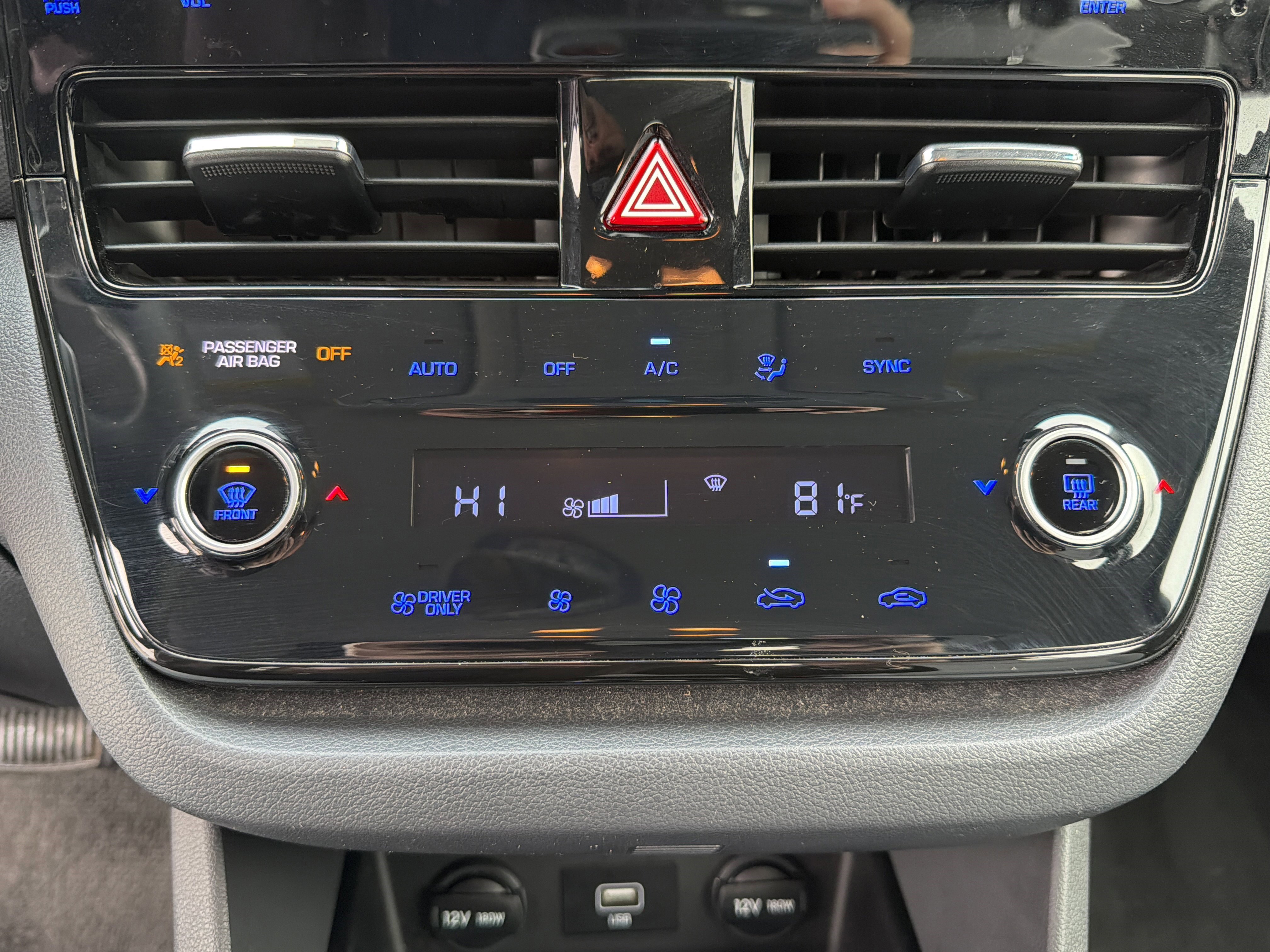 Used 2022 Hyundai Ioniq SE image 14