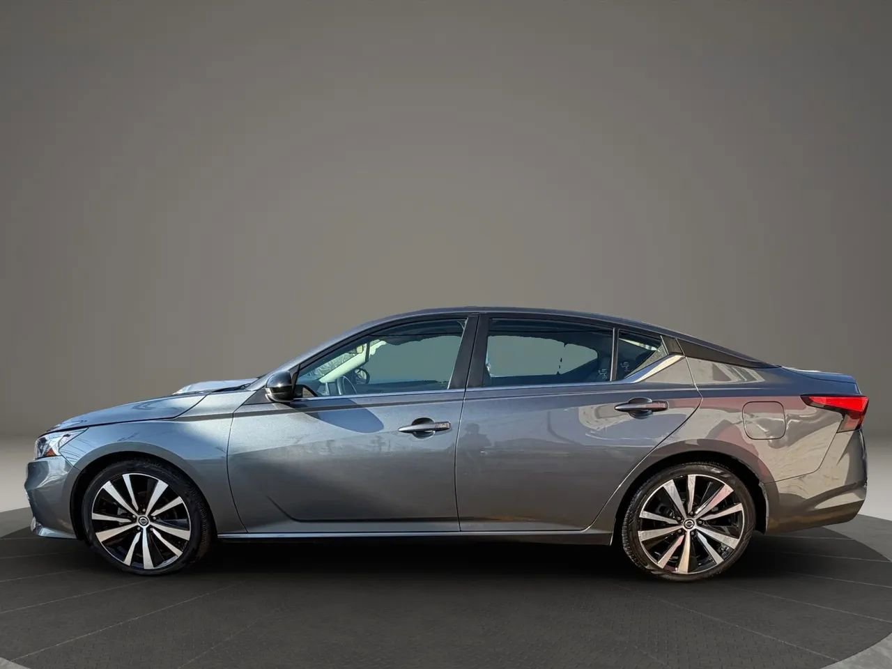 Used 2019 Nissan Altima 2.5 SR image 8