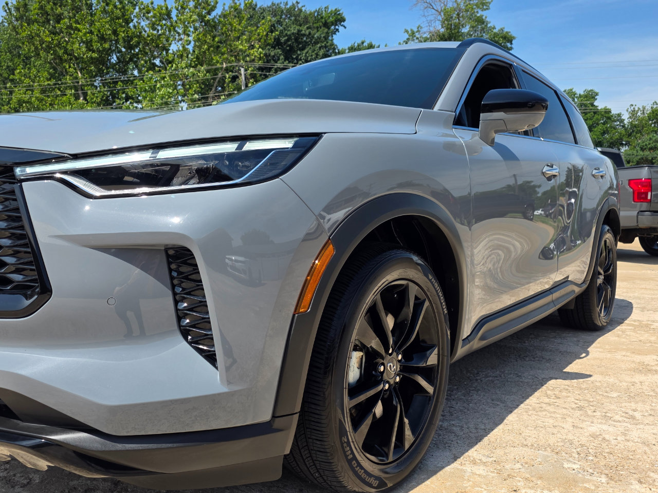 Used 2025 INFINITI QX60 Luxe w/ Black Edition image 31