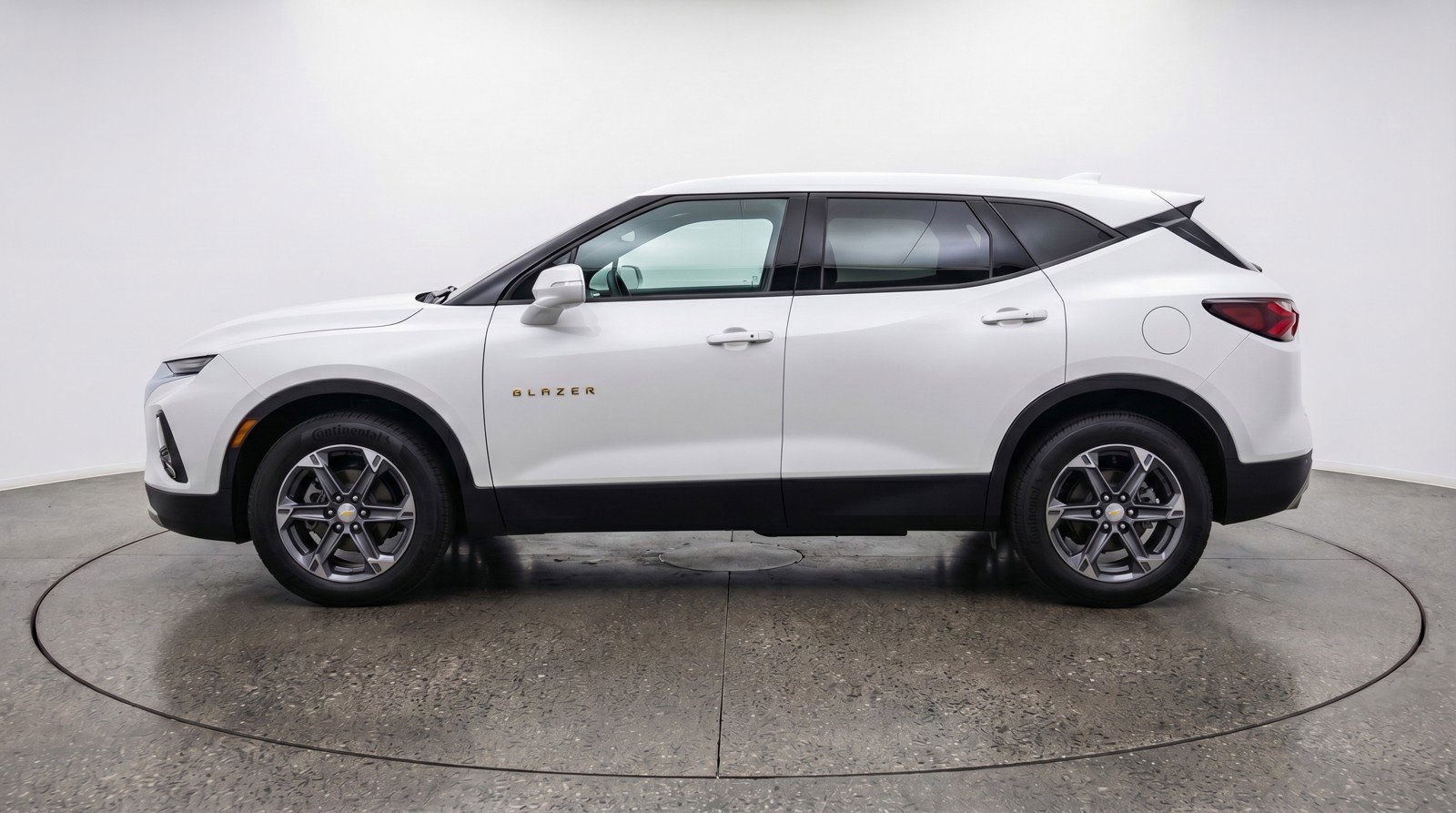 Used 2025 Chevrolet Blazer LT image 5