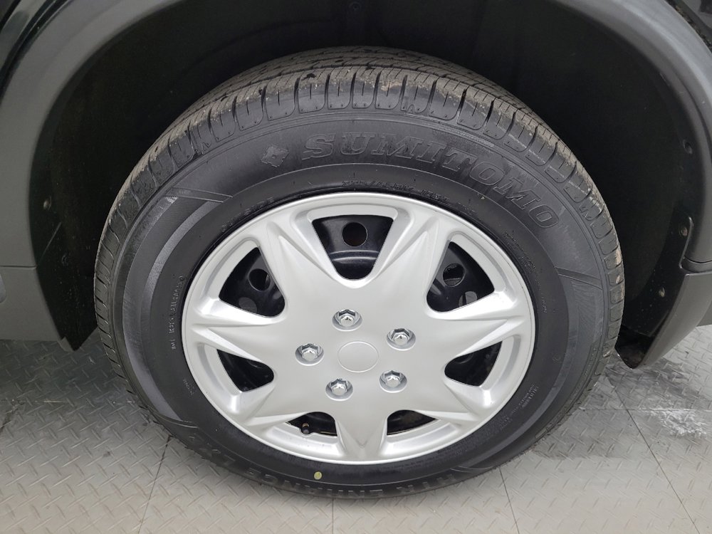 Used 2018 Nissan Rogue S image 31