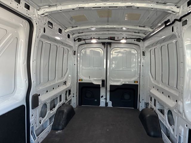 Used 2024 Ford Transit 250 148 Medium Roof image 2