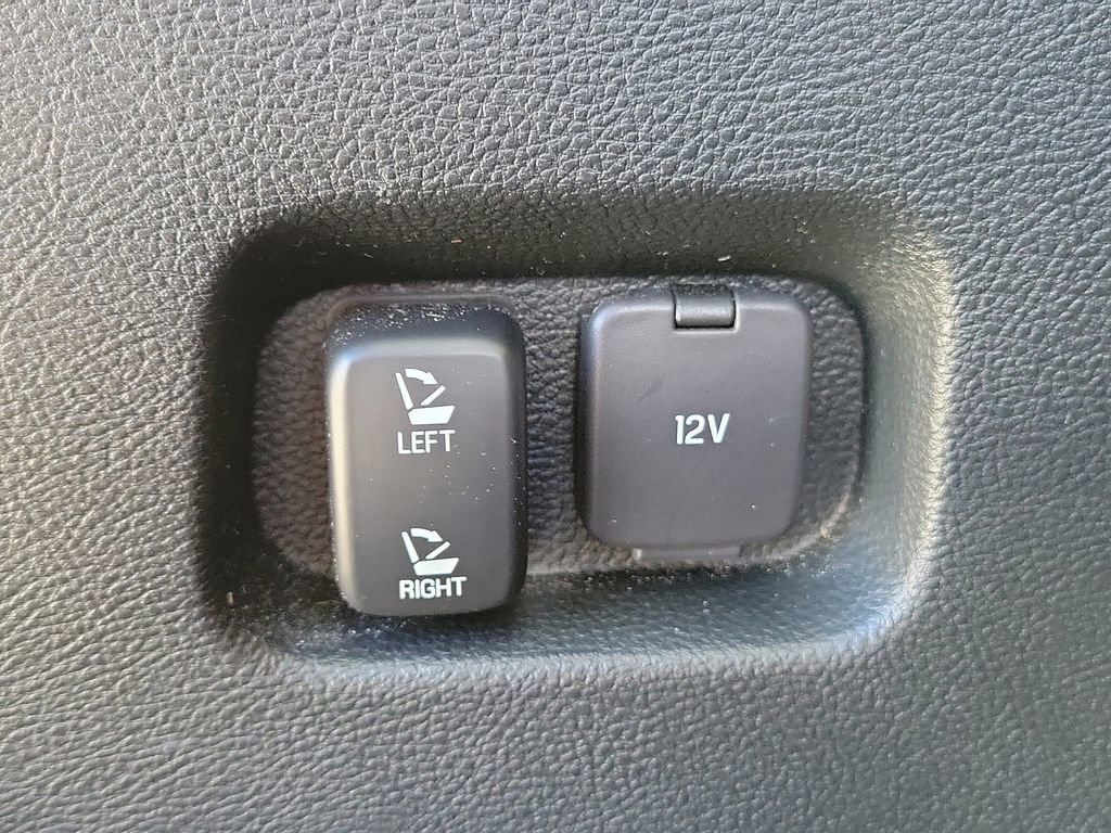 Used 2019 Ford Edge SEL w/ Equipment Group 201A image 9