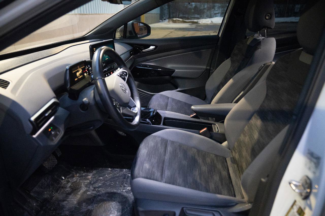 Used 2022 Volkswagen ID.4 Pro RWD image 22