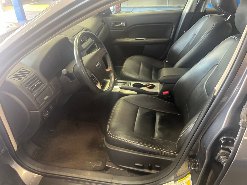 Used 2012 Ford Fusion SEL FWD image 4