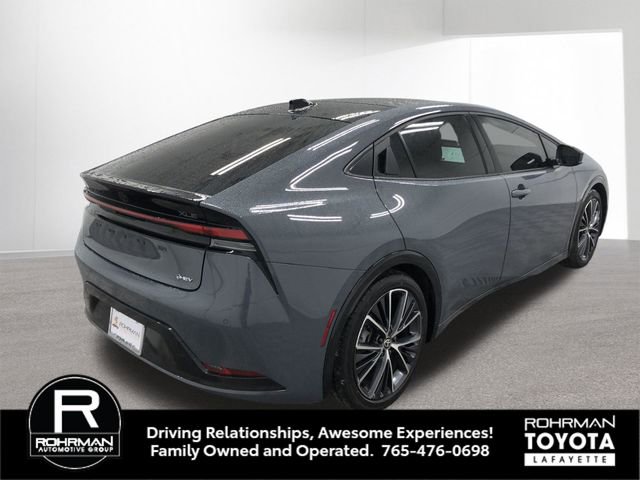 Used 2024 Toyota Prius XLE AWD/4WD image 6