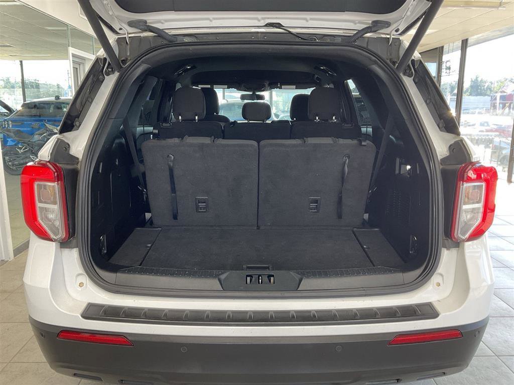 Used 2020 Ford Explorer XLT image 31