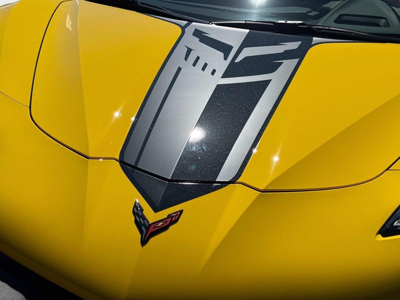 Used 2025 Chevrolet Corvette Z06 RWD image 10