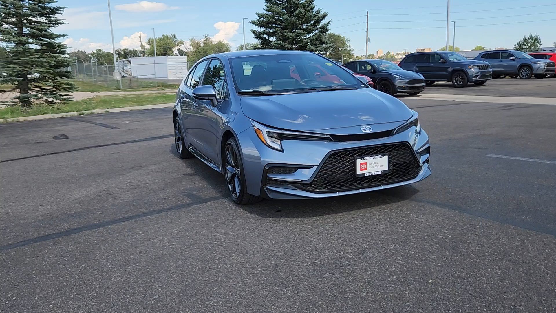 Certified 2026 Toyota Corolla SE w/ SE Package FWD image 4