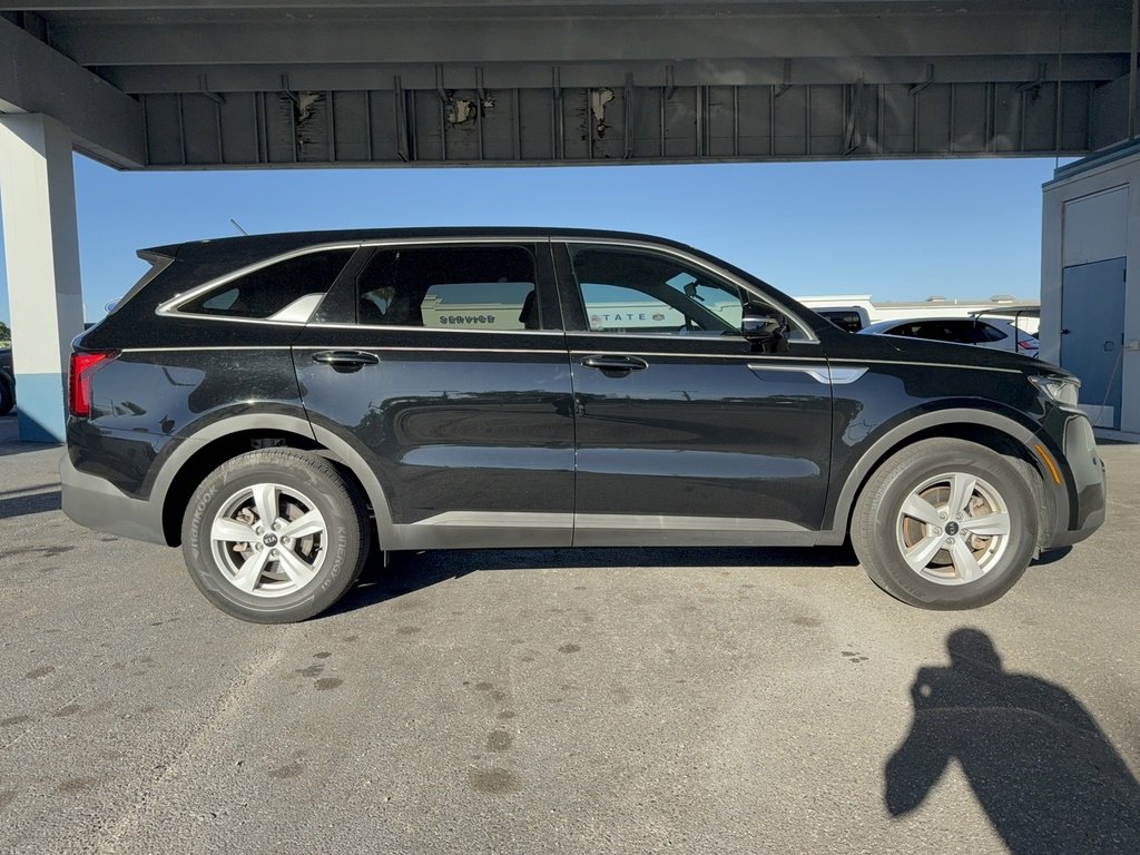 Used 2021 Kia Sorento LX