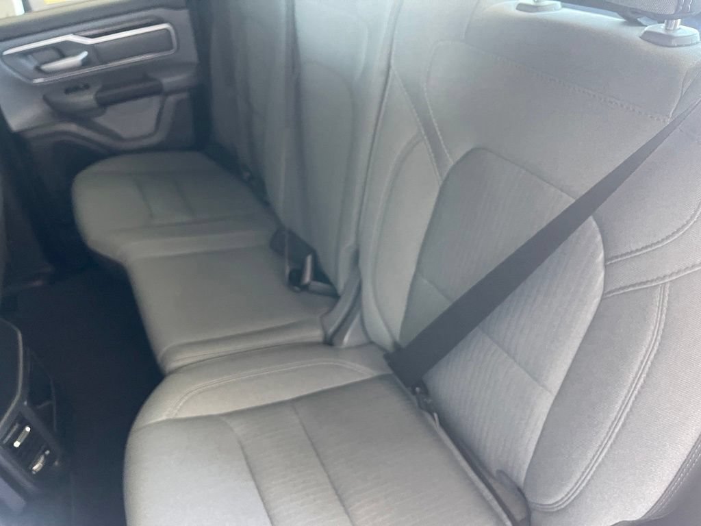 Used 2022 RAM 1500 Big Horn AWD/4WD image 11