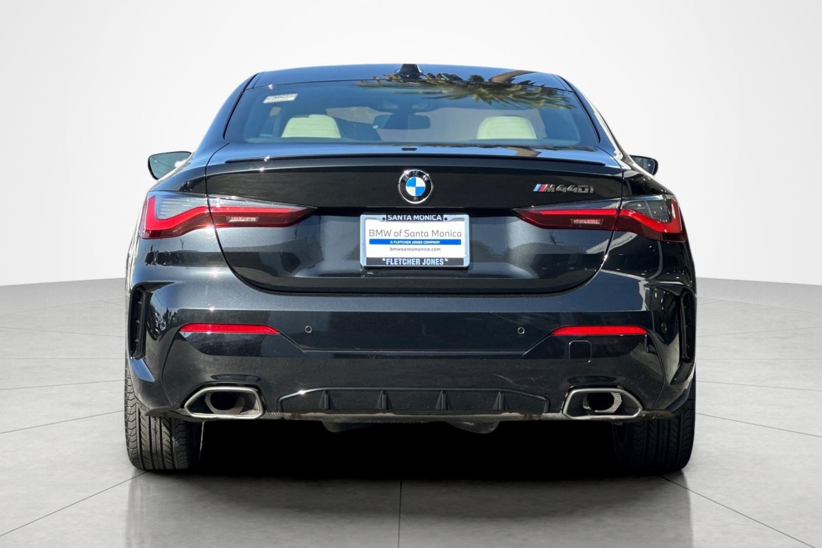 Used 2024 BMW M440i Coupe RWD image 4