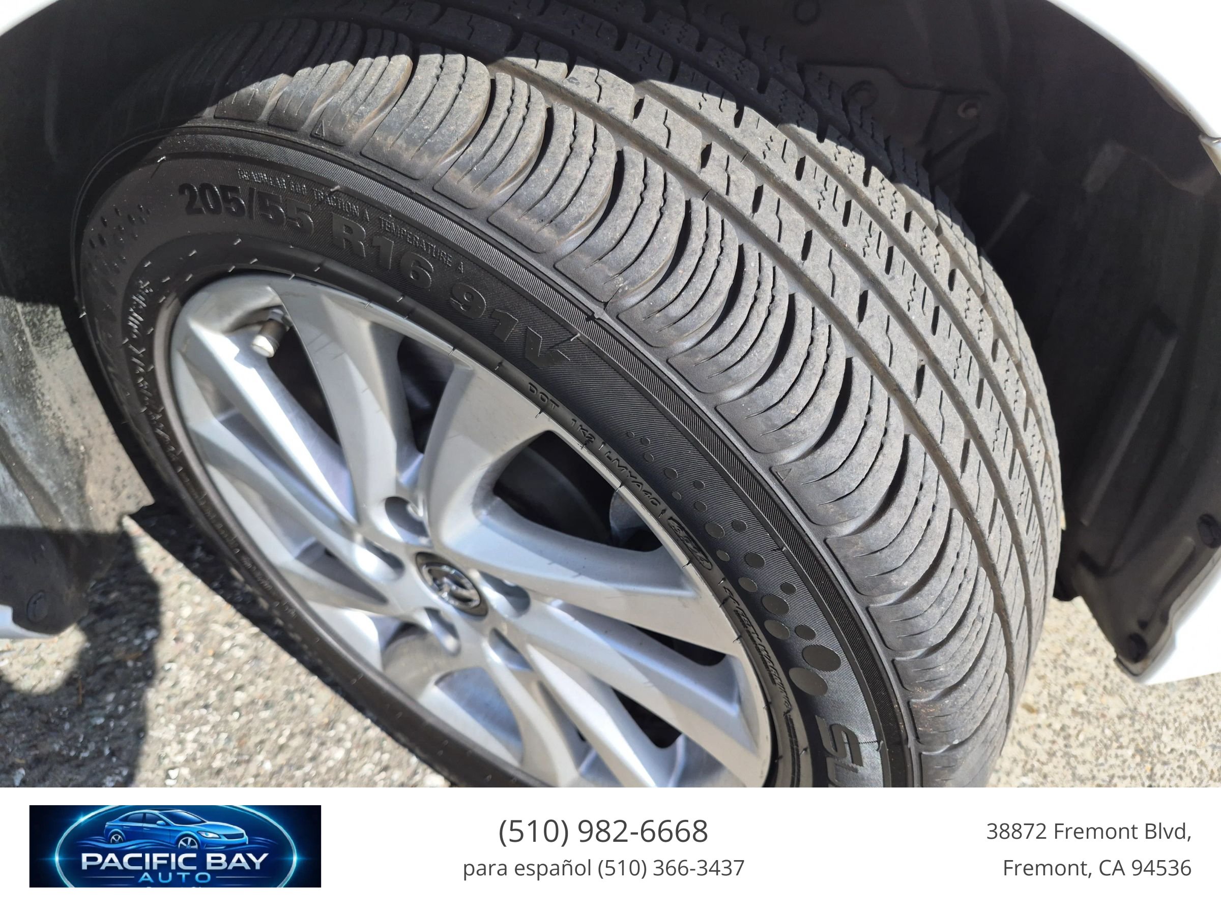 Used 2015 MAZDA MAZDA5 Sport FWD image 24