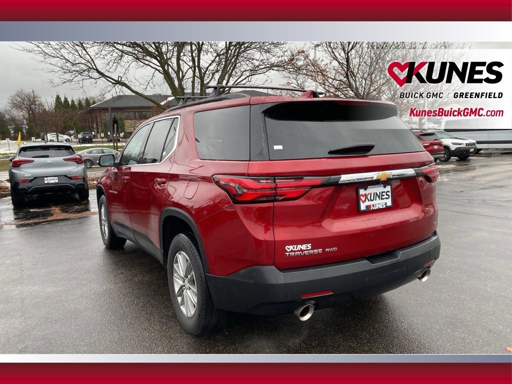 Used 2023 Chevrolet Traverse LT w/ LPO, Floor Liner Package image 9