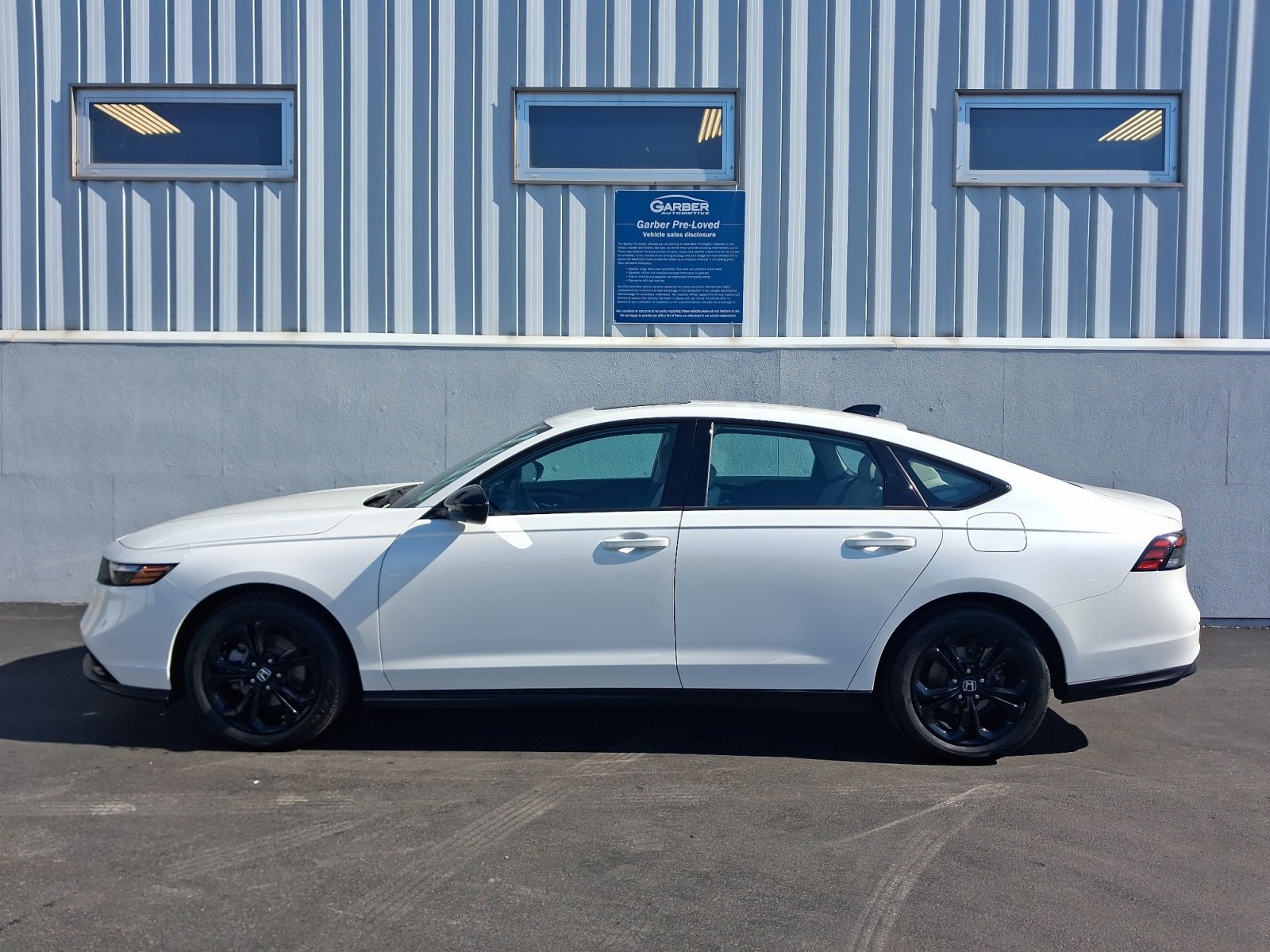 Used 2025 Honda Accord SE image 2