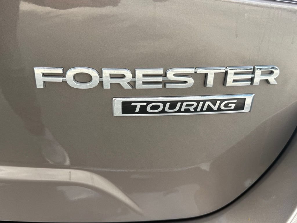 Used 2023 Subaru Forester Touring AWD/4WD image 38