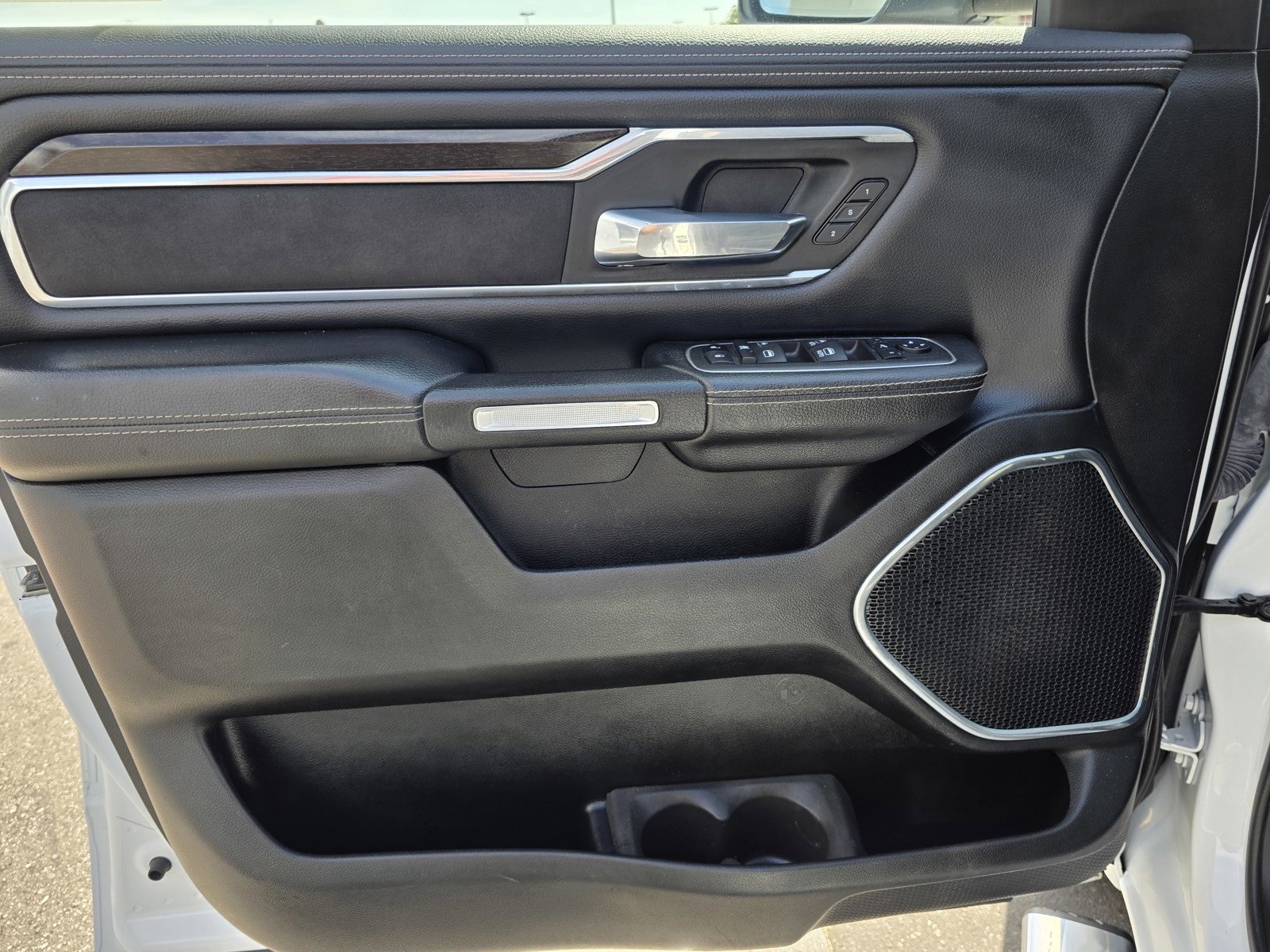 Used 2022 RAM 1500 Laramie image 20