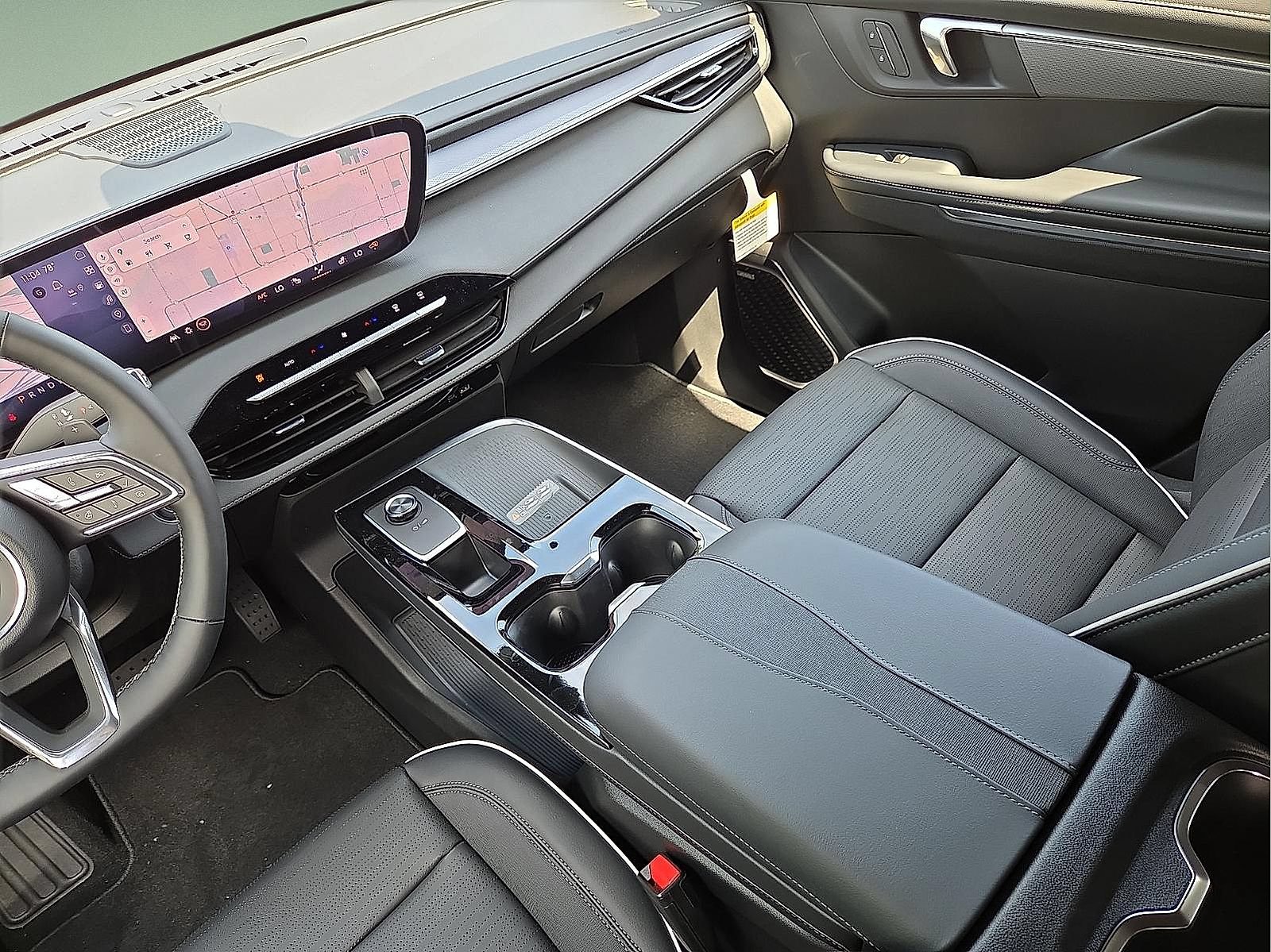 New 2026 Buick Enclave Sport Touring w/ Power Package FWD image 14