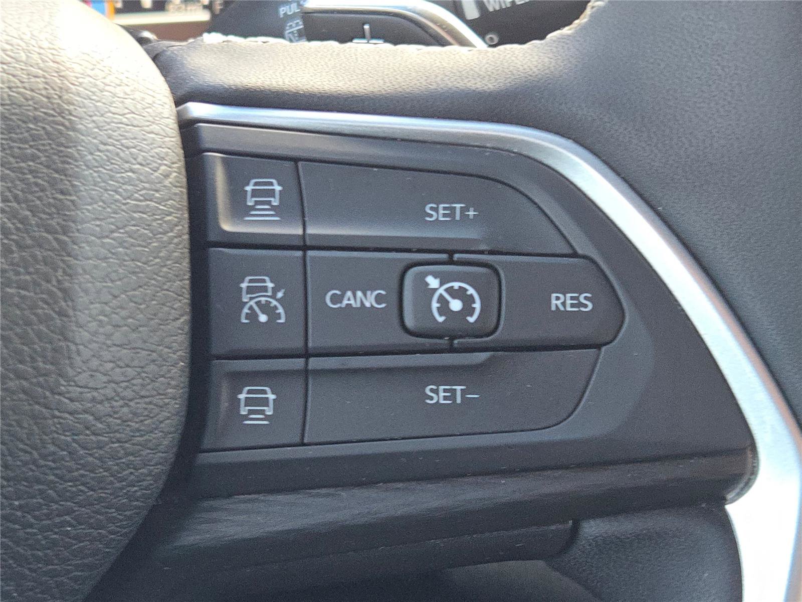 Certified 2024 Jeep Grand Cherokee Altitude image 37