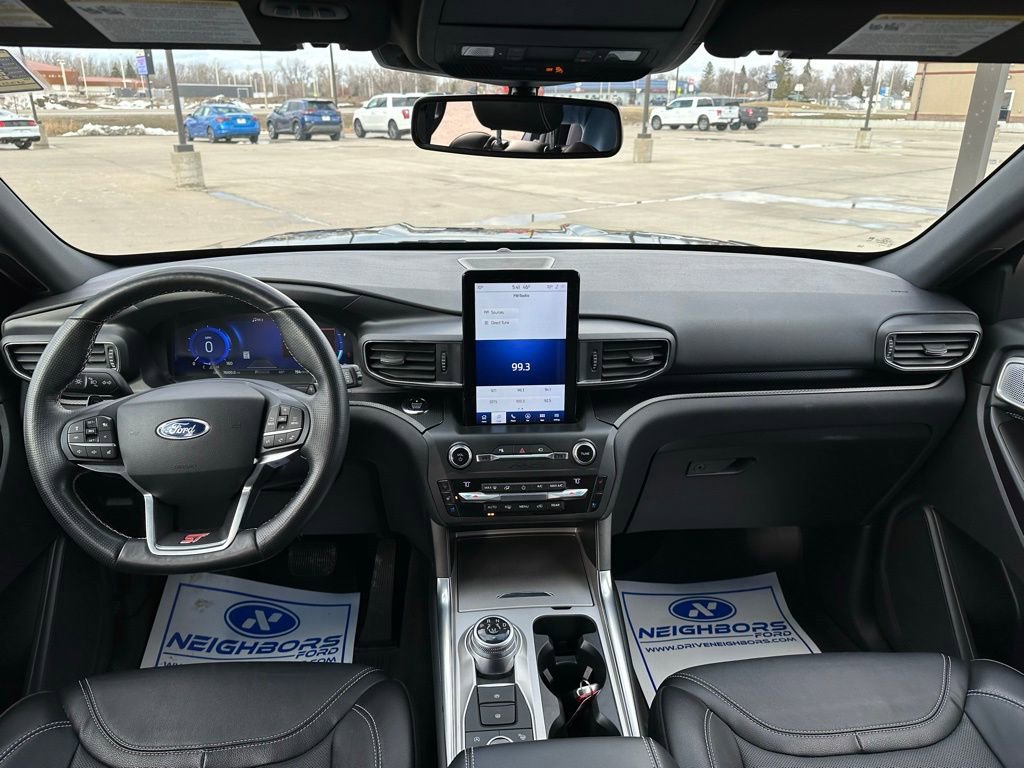 Used 2020 Ford Explorer ST w/ Premium Technology Package image 17